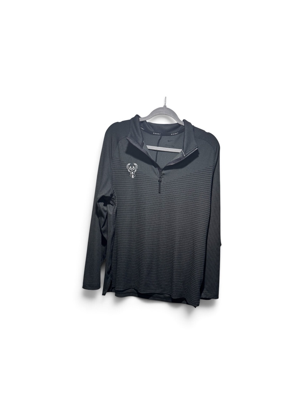 Nike Men's Milwaukee Bucks  Long-Sleeve Quarter-Zip Pullover